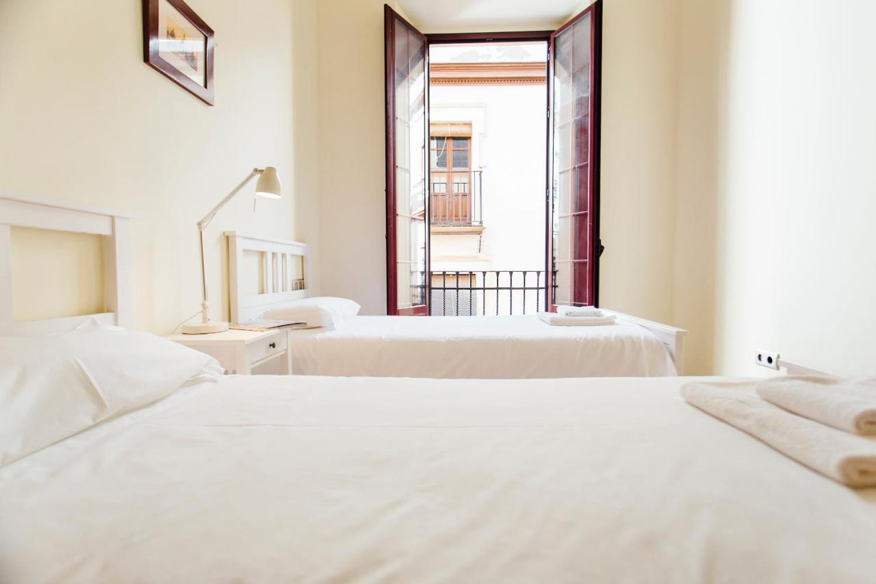 Bright And Central- 2Bd 1Bth- Malhara Sevilla Buitenkant foto