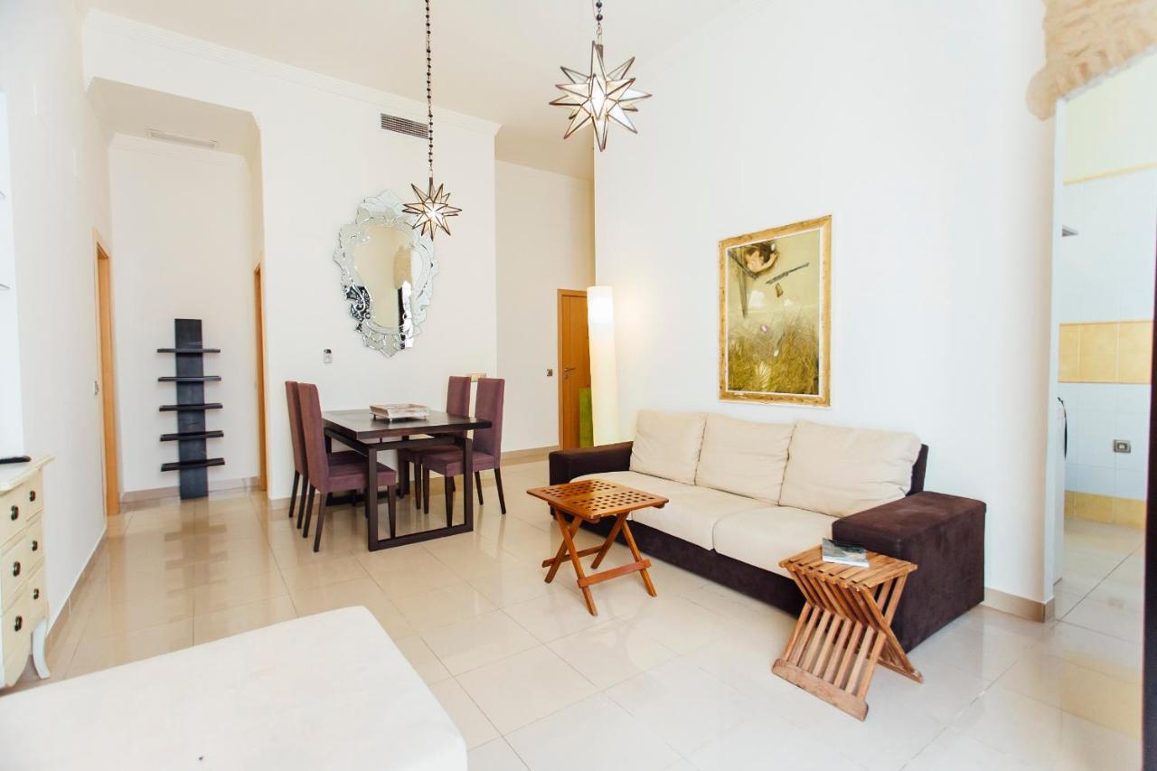 Bright And Central- 2Bd 1Bth- Malhara Sevilla Buitenkant foto